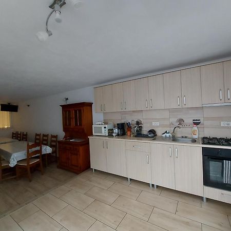 Casa Dalys Hotel Orsova Bagian luar foto