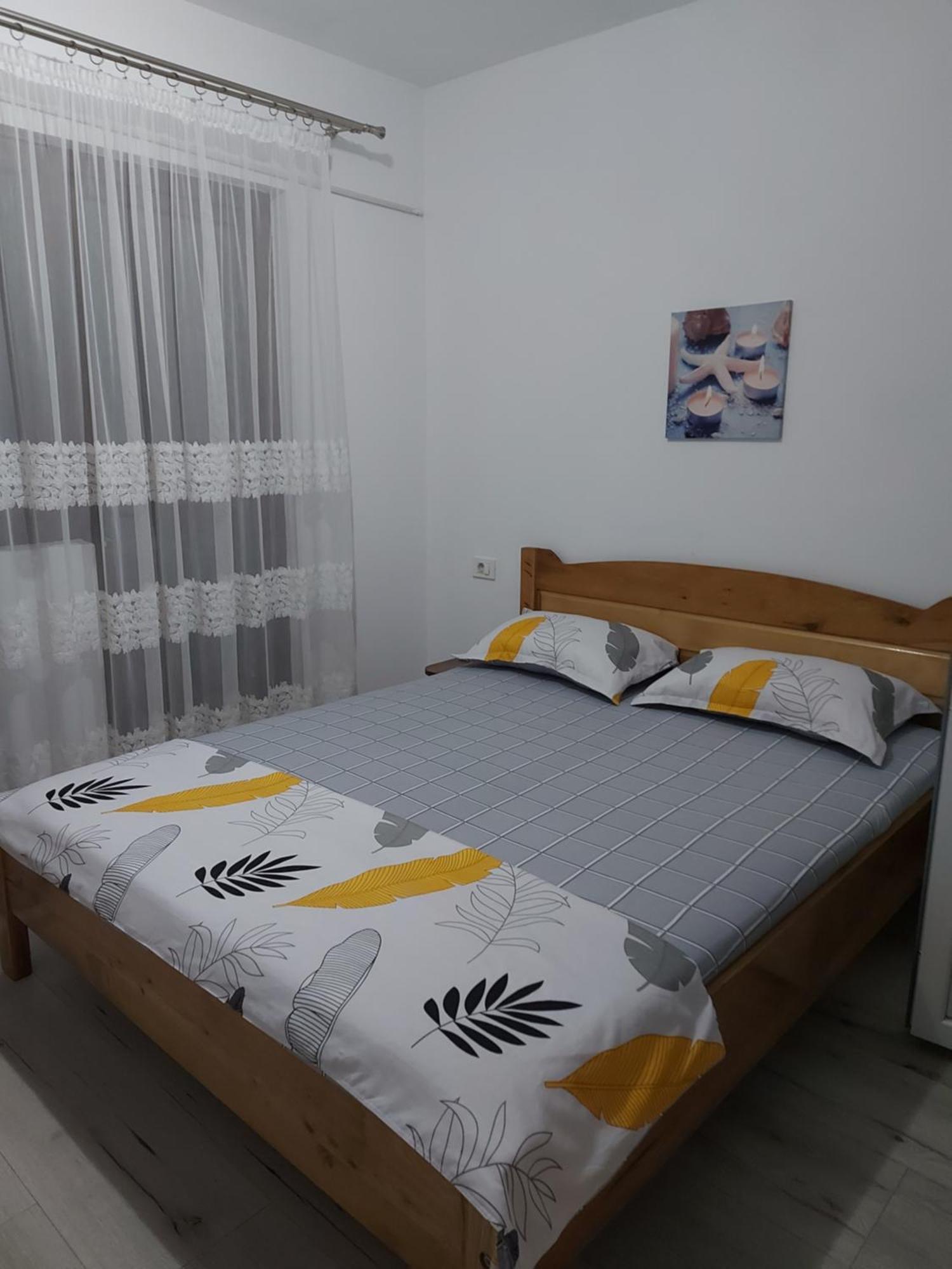 Casa Dalys Hotel Orsova Bagian luar foto