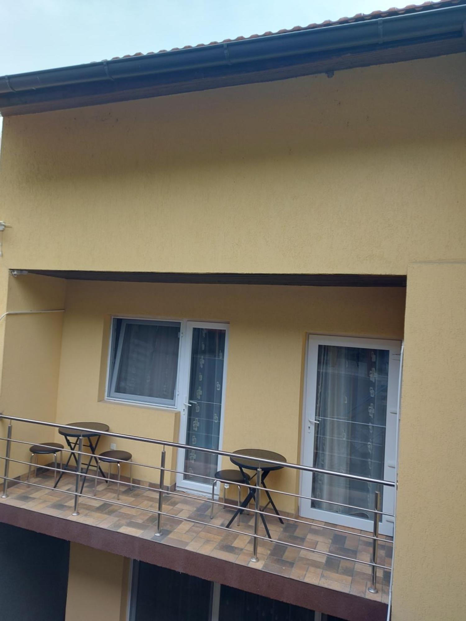 Casa Dalys Hotel Orsova Bagian luar foto