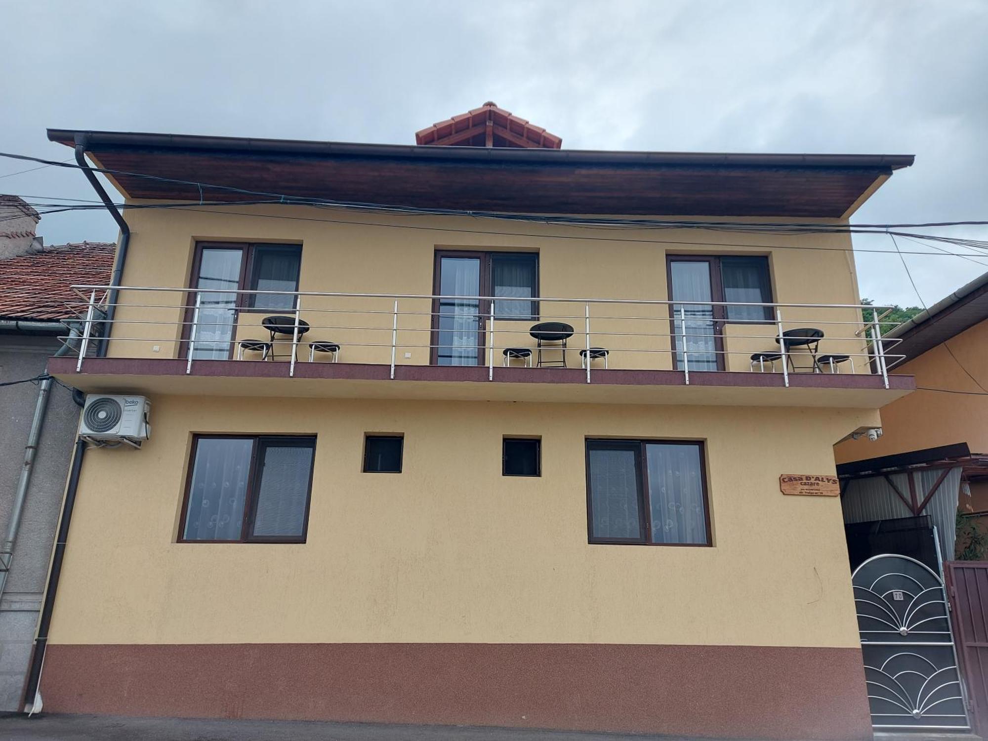 Casa Dalys Hotel Orsova Bagian luar foto