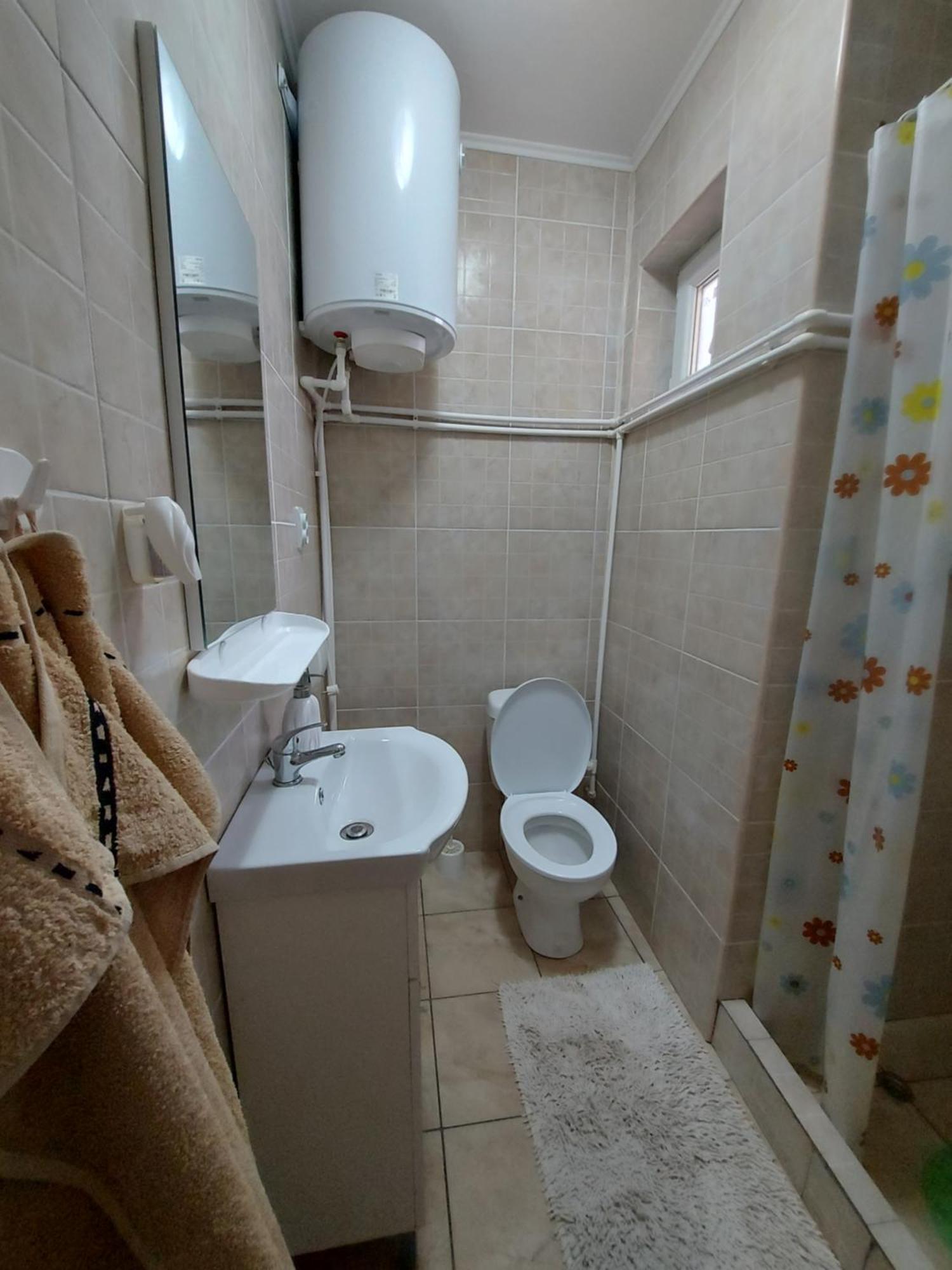 Casa Dalys Hotel Orsova Bagian luar foto